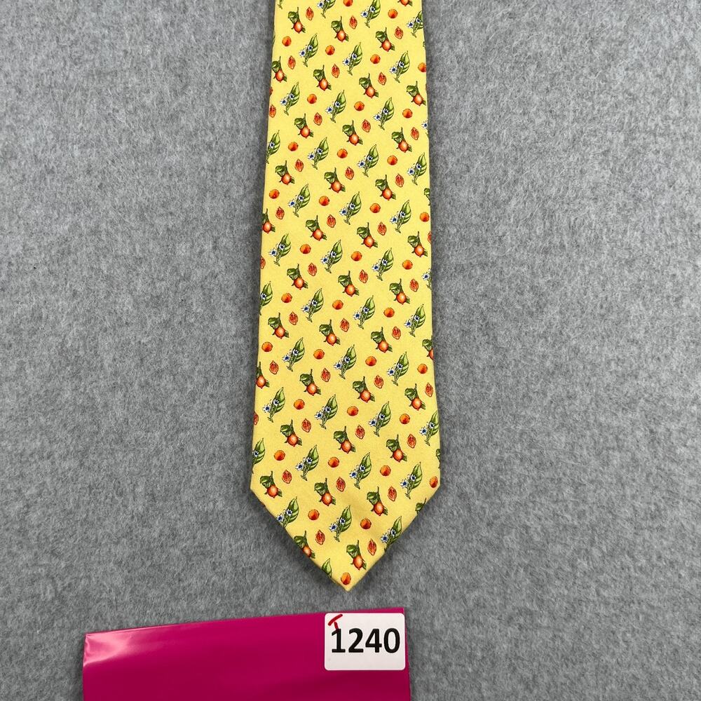 Brooks Brothers Makers Neck Tie Silk Yellow Floral Made In USA